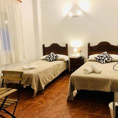 Low Cost Rooms Malaga River Eksteriør billede