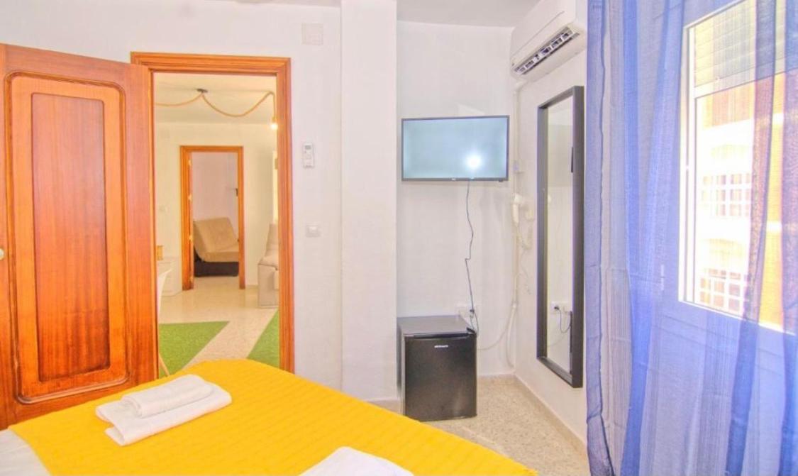 Low Cost Rooms Malaga River Eksteriør billede