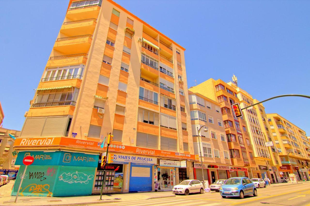 Low Cost Rooms Malaga River Eksteriør billede