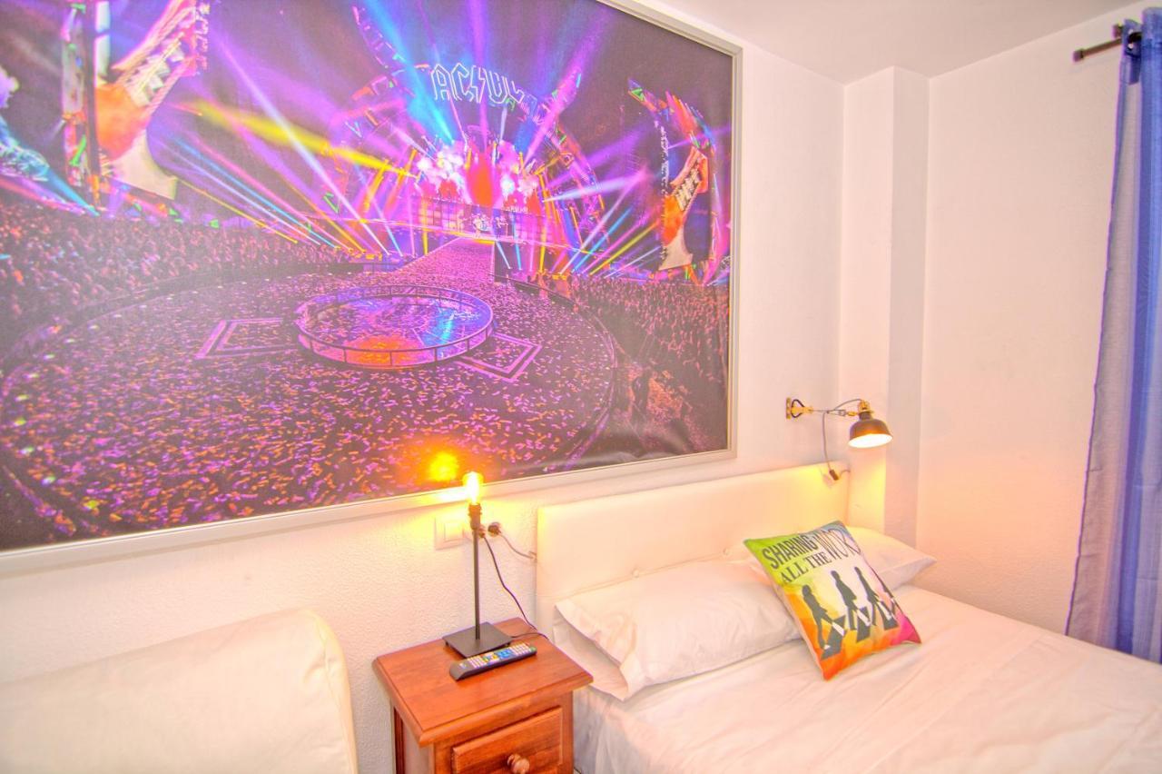 Low Cost Rooms Malaga River Eksteriør billede