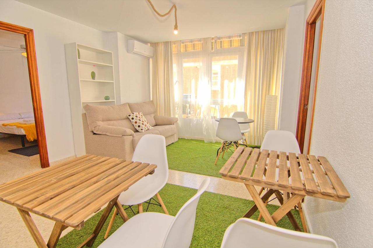 Low Cost Rooms Malaga River Eksteriør billede